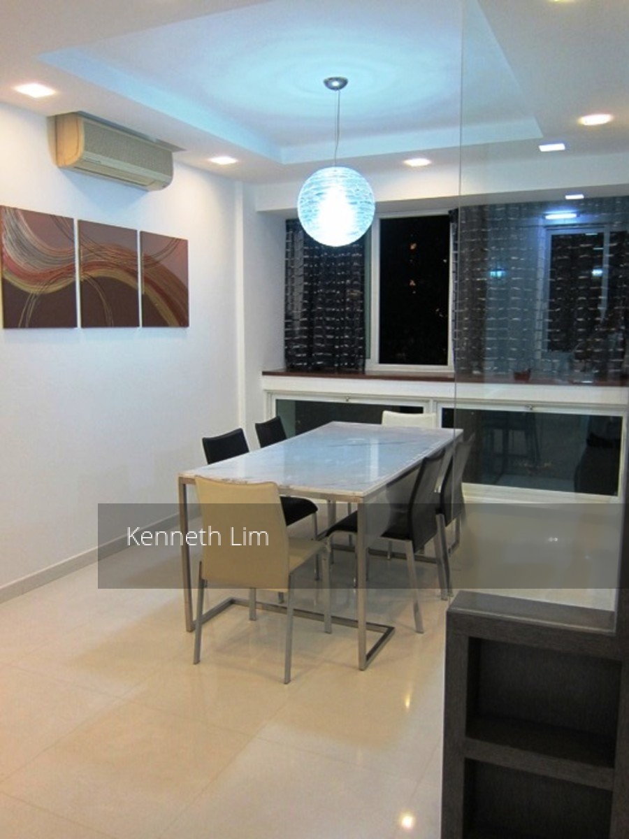 The Esparis (D18), Condominium #147898312